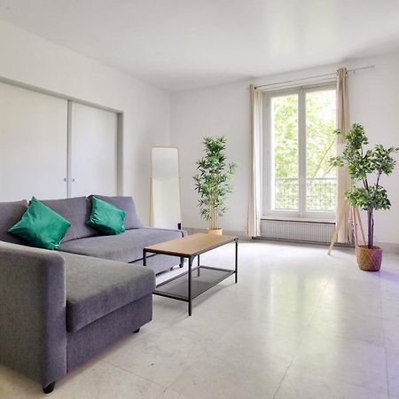 2 Bedrooms Tour Eiffel Rapp Παρίσι Εξωτερικό φωτογραφία